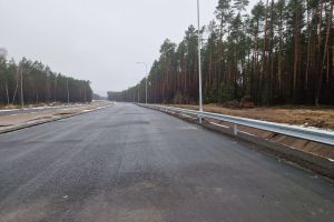 20231212_km 18 montaż barier.jpg